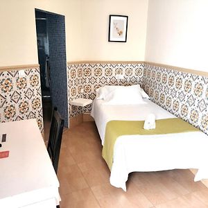 Private Bathroom Single Room